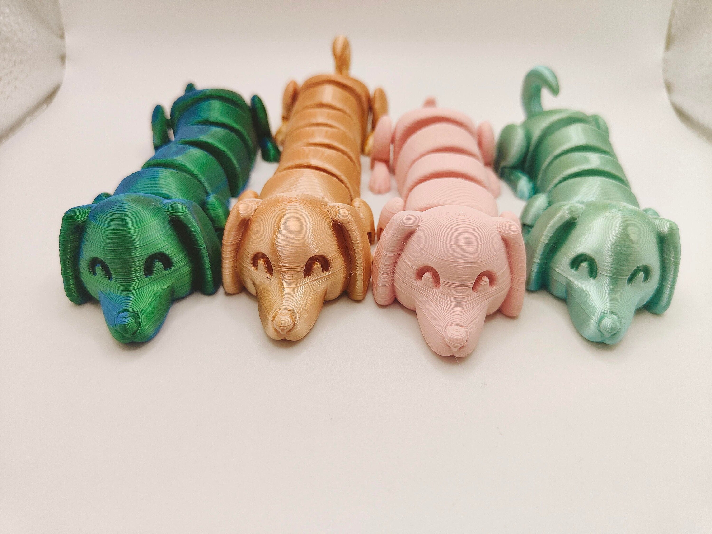 The Lazy Dog, Flexi Articulated Animal, Dachshund Toy, Home Decor, Dog Ornament, Desk Pet, Unique Toy - 3D Printed - Fidget Toy